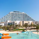 Of Dreams Mediterranean - Integrated Resort, Casino & Entertainment 5* לימסול
